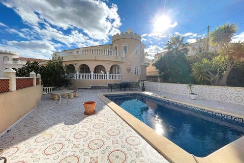 Villa i Ciudad Quesada, Alicante, Ciudad Quesada - € 450.000 | Ref: MAL-58745 - foto 29