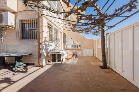 Bungalou a Torrevieja, Alicante, Torrevieja - € 249.000 | Ref: 763860 - foto 4