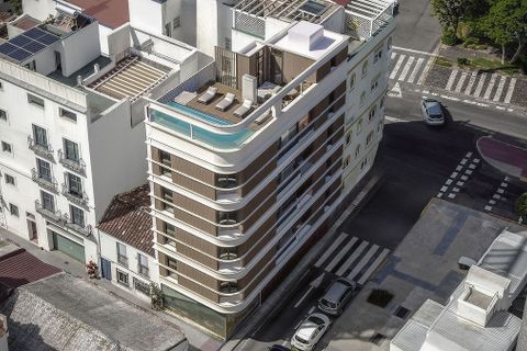 Leilighet i Estepona, Malaga, Estepona - € 699 000 | Ref: R5302804 - foto 1