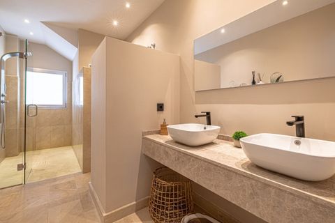 Villa a Marbella, Malaga, Marbella - € 2.395.000 | Ref: NEWV9135 - foto 22