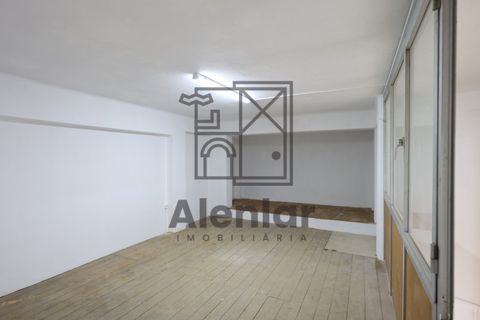 L'establiment comercial a Alenquer, Lisbon, Alenquer - € 750/mes | Ref: BOT_127 - foto 8