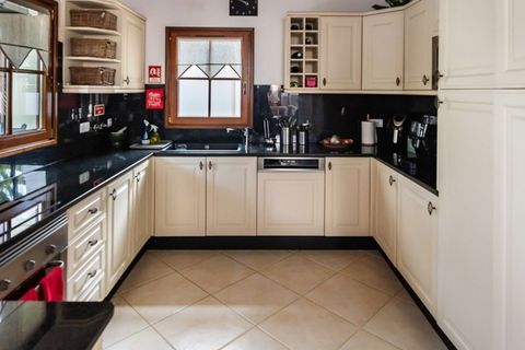Villa a Burgau, Faro, Burgau - € 799.000 | Ref: cdb_m/06238 - foto 13