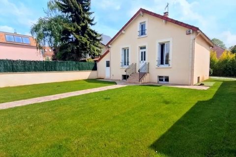 Villa a Chatou, Yvelines, Chatou - € 699.000 | Ref: 830036758730 - foto 2