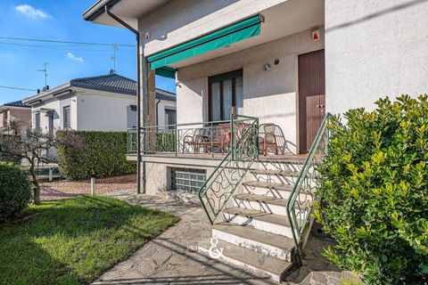 Villa a Arcore, Monza and Brianza, Arcore - € 540.000 | Ref: 392 - foto 12