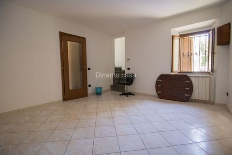 Villa a Prato, Prato, Prato - € 196.000 | Ref: DC196 TAVOLA - foto 6