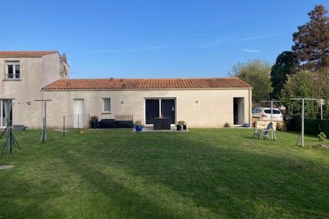 Villa a Yves, Charente-Maritime, Yves - € 248.000 | Ref: 830038114215 - foto 2