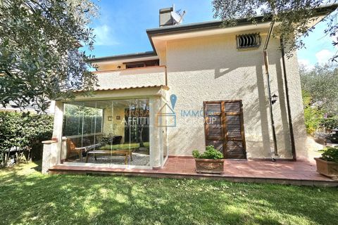 Villa a Massa, Massa and Carrara, Massa - € 845.000 | Ref: 3602 - foto 2