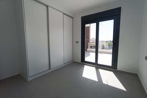 Villa a Daya Nueva, Alicante, Daya Nueva - € 317.000 | Ref: C067-D01-V32 - foto 18