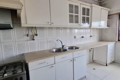 Apartamento en Amadora, Lisbon, Amadora - € 309.000 | Ref: ZTRE-02608/12758 - photo 8