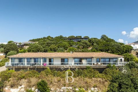 Villa en Porticcio, Corse-du-Sud, Porticcio - € 1.995.000 | Ref: RV2110 - photo 4