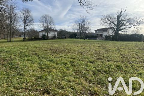 Helårsgrund i Larche, Correze, Larche - € 49.500 | Ref: 85692 - foto 3