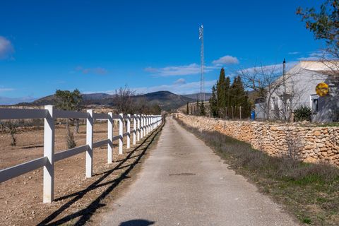 Landejendom i Monovar, Alicante, Monovar - € 200.000 | Ref: CF3298 - foto 4