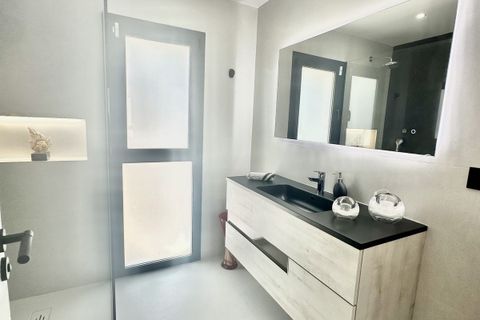 Villa a Marbella, Malaga, Marbella - € 2.100.000 | Ref: HFMl4455487 - foto 13