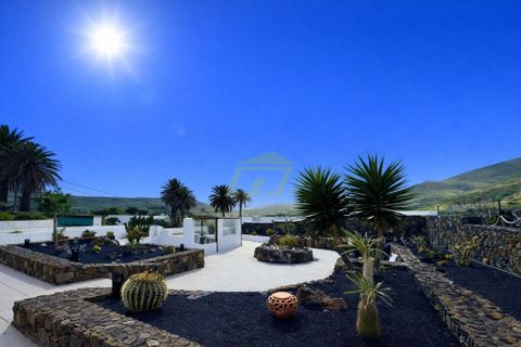 Villa a Haria, Lanzarote, Haria - € 690.000 | Ref: L326015 - foto 2