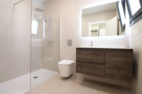 Villa a Heredades, Alicante, Heredades - € 359.900 | Ref: VRE KR1823 - foto 25