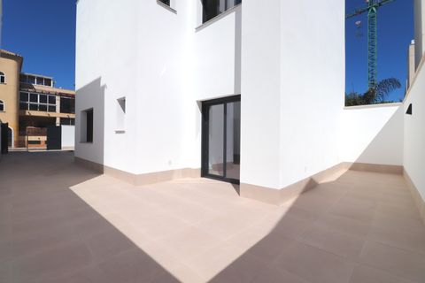 Villa a Heredades, Alicante, Heredades - € 359.900 | Ref: VRE KR1823 - foto 32
