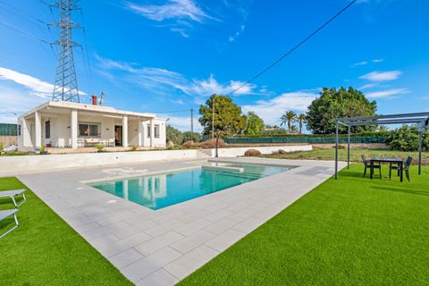 Landejendom i Elche, Alicante, Elche - € 370.000 | Ref: CBB-24155 - foto 1
