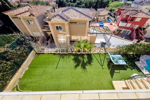 Villa i La Nucia, Alicante, La Nucia - € 385.000 | Ref: W-048F39 - foto 10