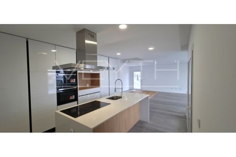 Duplex i Corroios, Setubal, Corroios - € 505.000 | Ref: APA_205 - foto 10