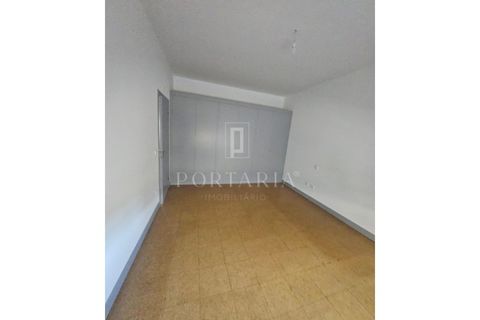Apartament a Aveiro, Aveiro, Aveiro - € 1.000/mes | Ref: PRT253 - foto 8