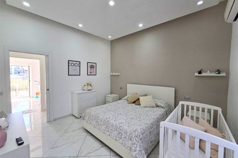 Leilighet i Naples, Naples, Naples - € 185 000 | Ref: PTR-1636 - foto 5
