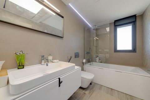 Villa a Torrevieja, Alicante, Torrevieja - € 1.275.000 | Ref: MLSC9796614/13477 - foto 19