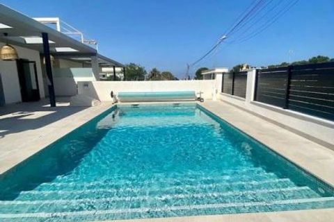 Villa i Torrevieja, Alicante, Torrevieja - € 999.999 | Ref: MLSC5269809/13477 - foto 3