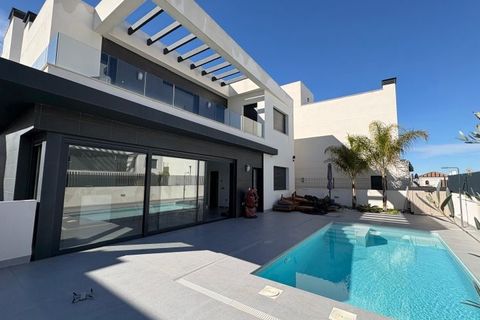 Villa em Algorfa, Alicante, Algorfa - € 539.000 | Ref: MLSC7978337 - foto 12