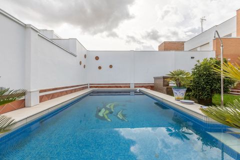 Rækkehus i Santiponce, Sevilla, Santiponce - € 650.000 | Ref: 42dd880c-ccb6-42e9-9 - foto 2