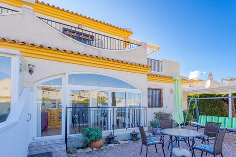 Rækkehus i Playa Flamenca, Alicante, Playa Flamenca - € 259.000 | Ref: 3-14332/74571 - foto 1