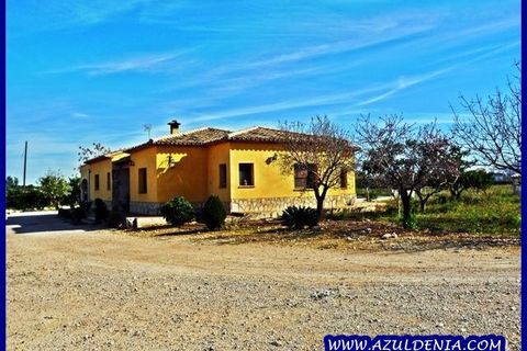 Villa i Denia, Alicante, Denia - € 990.000 | Ref: AZ00234 - foto 1