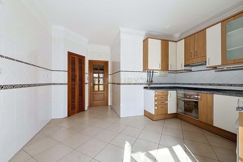 Lejlighed i Seixal, Setubal, Seixal - € 350.000 | Ref: C0191-01591 - foto 7