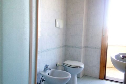 Apartament a Empoli, Florence, Empoli - € 900/mes | Ref: AA5138 - foto 12