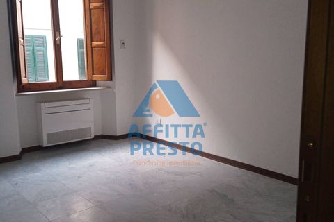 Apartament a Empoli, Florence, Empoli - € 1.000/mes | Ref: AA4234 - foto 9