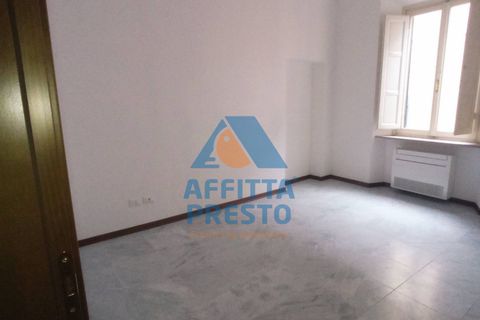 Apartament a Empoli, Florence, Empoli - € 1.000/mes | Ref: AA4234 - foto 18