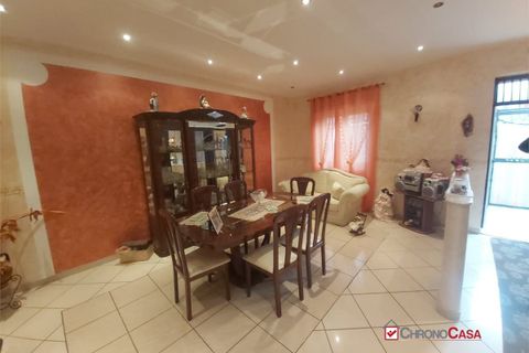 Villa a Messina, Messina, Messina - € 80.000 | Ref: 2VS006 - foto 2