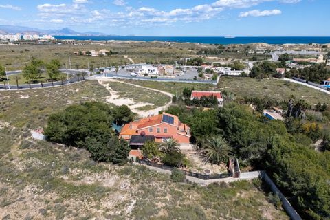 Villa a El Altet, Alicante, El Altet - € 679.000 | Ref: CLDCBE-41282 - foto 2