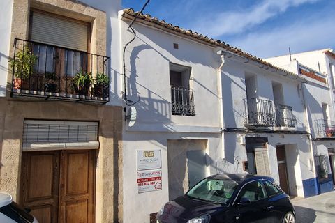 Helårsgrund i Benissa, Alicante, Benissa - € 69.000 | Ref: SLV19-6372M - foto 1