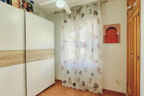 Villa i Punta Prima, Alicante, Punta Prima - € 199.999 | Ref: R11874 - foto 7