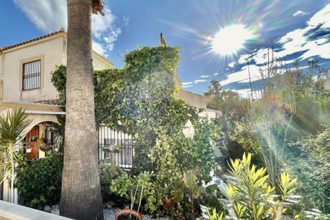 Villa i Punta Prima, Alicante, Punta Prima - € 199.999 | Ref: R11874 - foto 13