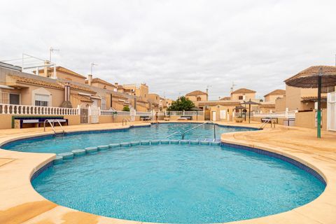Villa i Punta Prima, Alicante, Punta Prima - € 199.999 | Ref: R11874 - foto 26