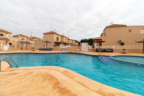 Villa i Punta Prima, Alicante, Punta Prima - € 199.999 | Ref: R11874 - foto 27