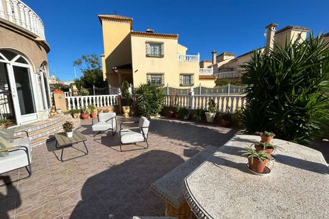 Villa a Orihuela, Alicante, Orihuela - € 260.000 | Ref: B-3467 - foto 11