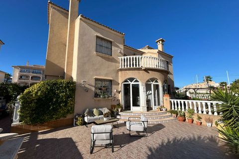 Villa a Orihuela, Alicante, Orihuela - € 260.000 | Ref: B-3467 - foto 48