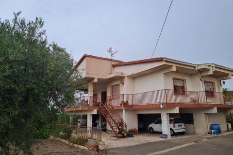 Villa i Elda, Alicante, Elda - € 350.000 | Ref: CF3292 - foto 1