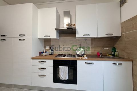 Villa a Chieti, Chieti, Chieti - € 310/mes | Ref: E 488 - foto 11