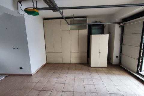 Villa a Padua, Padua, Padua - € 680.000 | Ref: arc680 - foto 24