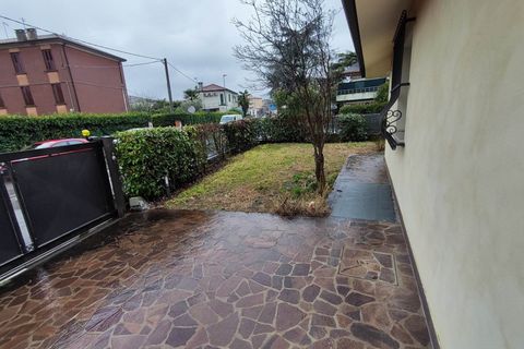 Villa a Padua, Padua, Padua - € 680.000 | Ref: arc680 - foto 27