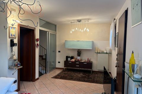 Villa i Stra, Venice, Stra - € 255.000 | Ref: ST455 - foto 3