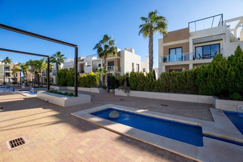 Rækkehus i Orihuela Costa, Alicante, Orihuela Costa - € 299.000 | Ref: AM-02171/8919 - foto 35